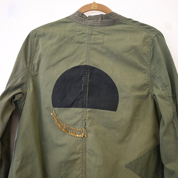 Life Nature Love Military Jacket Medium Army Green Safety Pin Patch Pockets - Picture 9 of 14